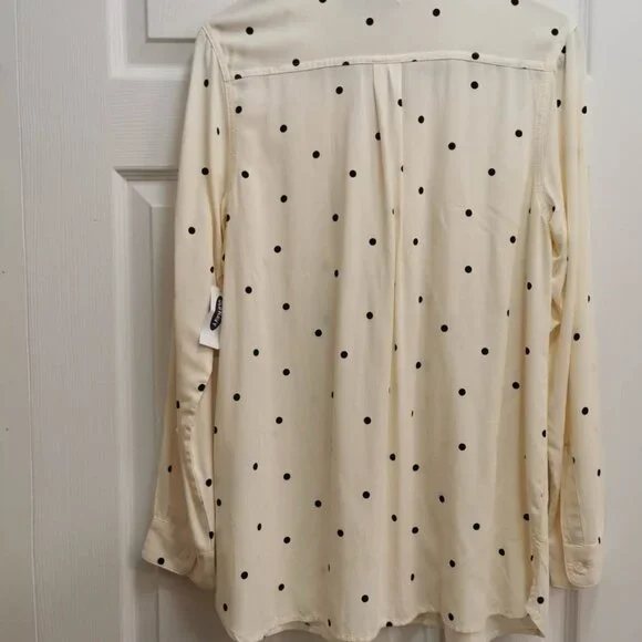 OLD NAVY  NEW Button up Polka Dot Shirt Crean Black SIZE (M) - Picture 4 of 7